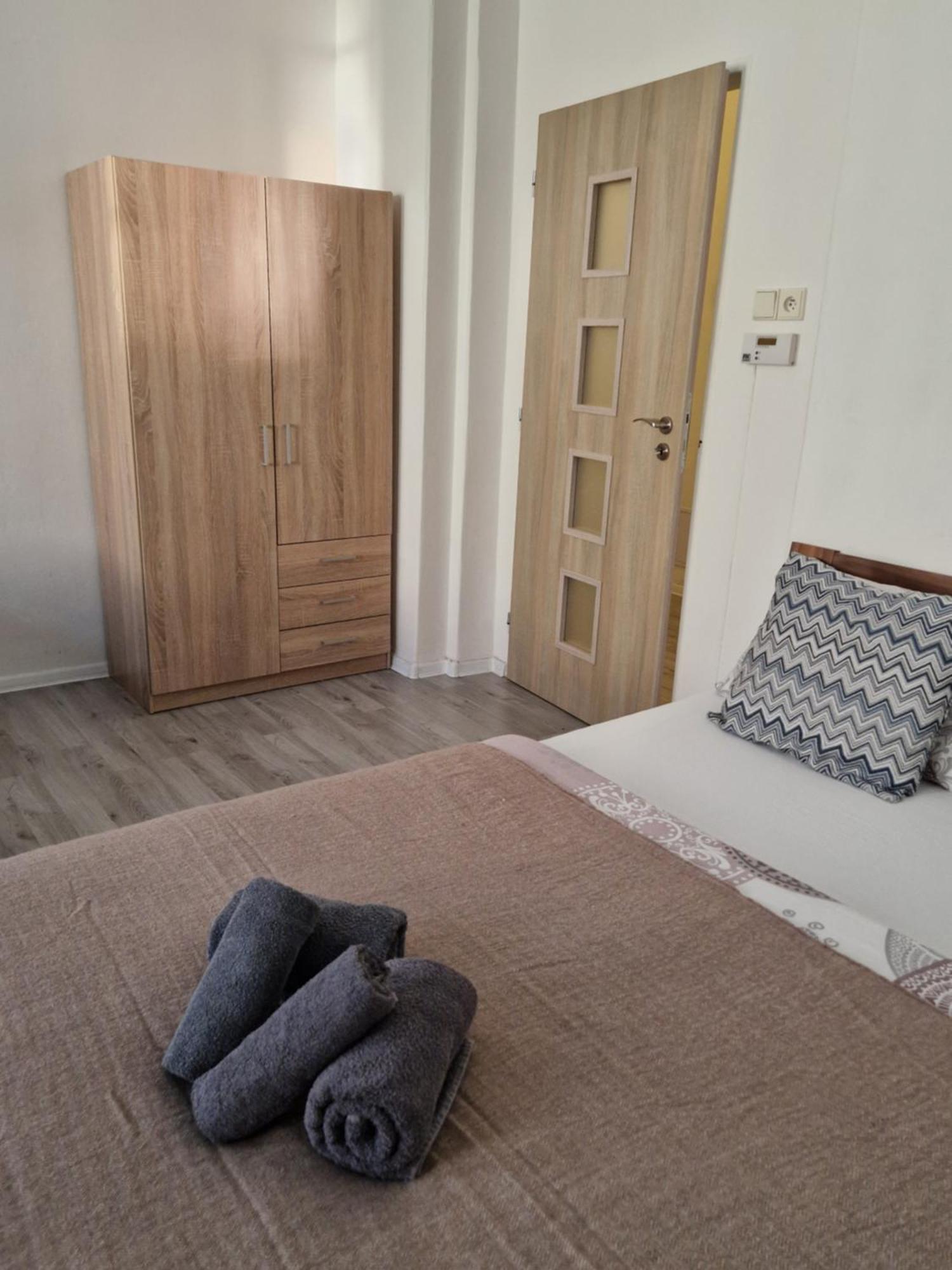 Apartment Kala *